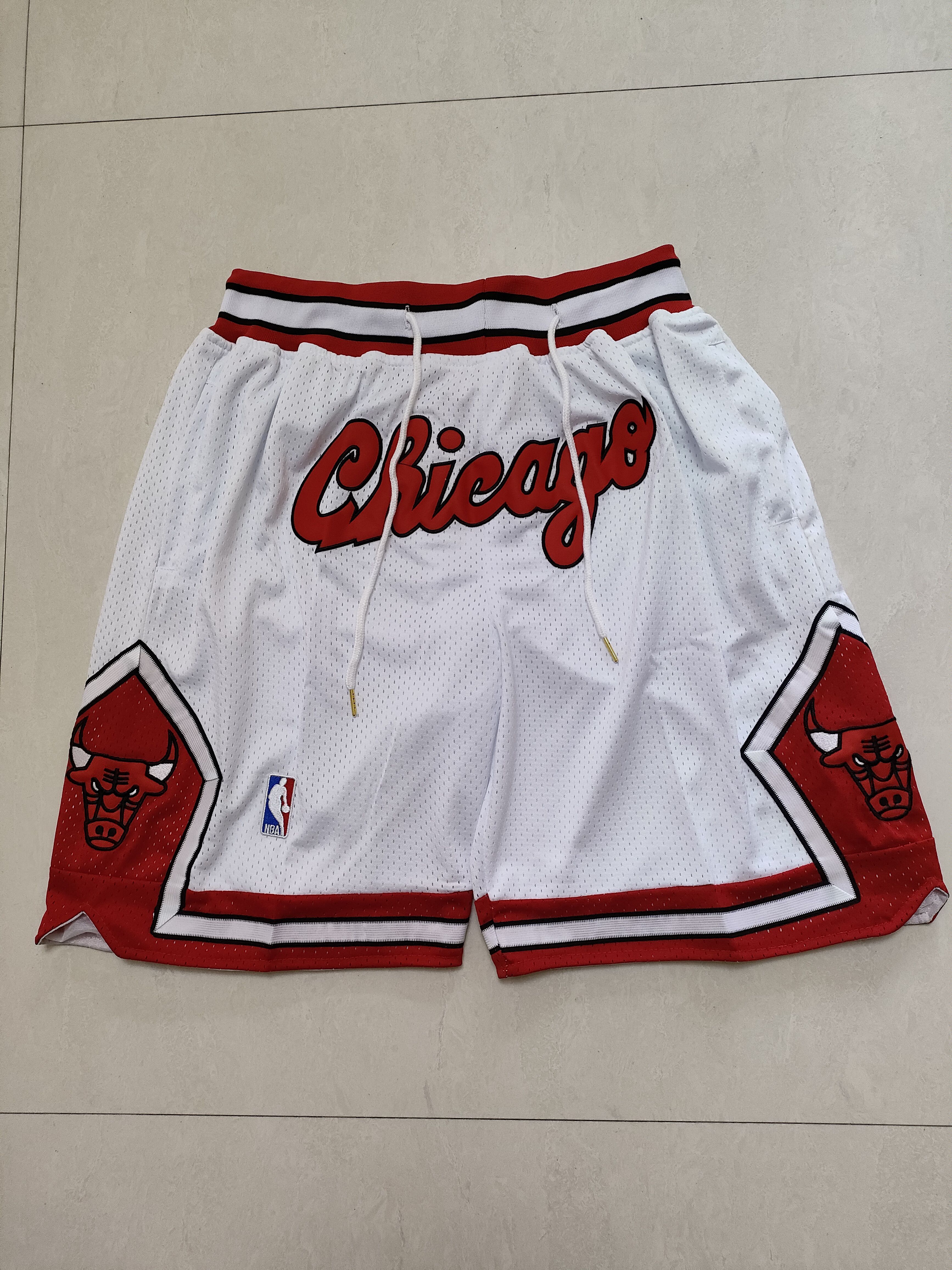 Men NBA Chicago Bulls White Shorts 20230218-0
